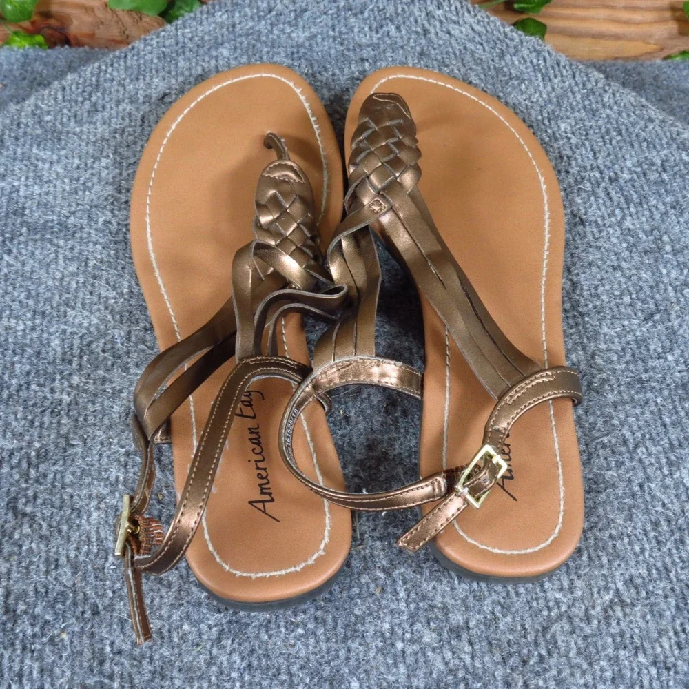 American Eagle Women Thong Sandal Size 8.5 Summer Outing Bronze Metallic Braided